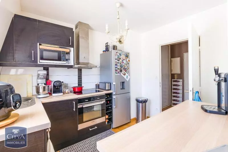 Illustration pour Appartement 3 pièces 68m² Photo Appartement 3 pièces 68m²