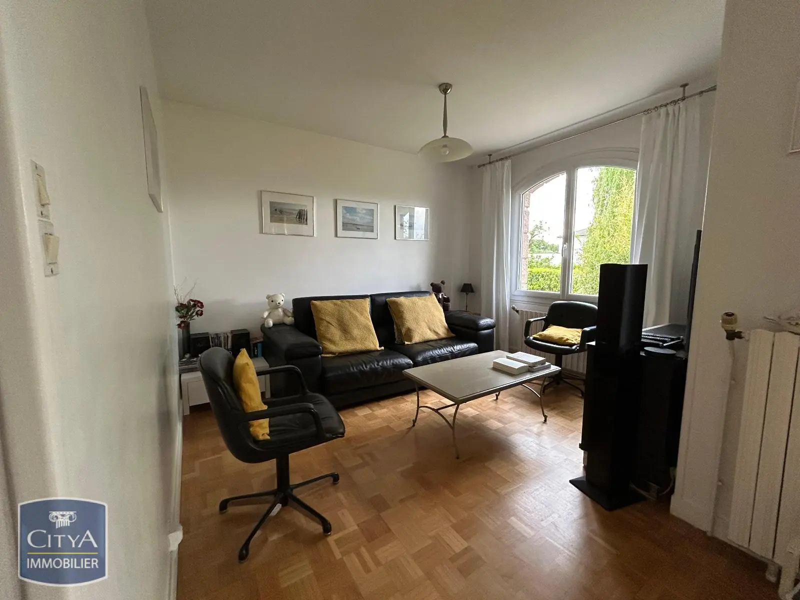 Photo 2 Maison 9 pièces 187m²