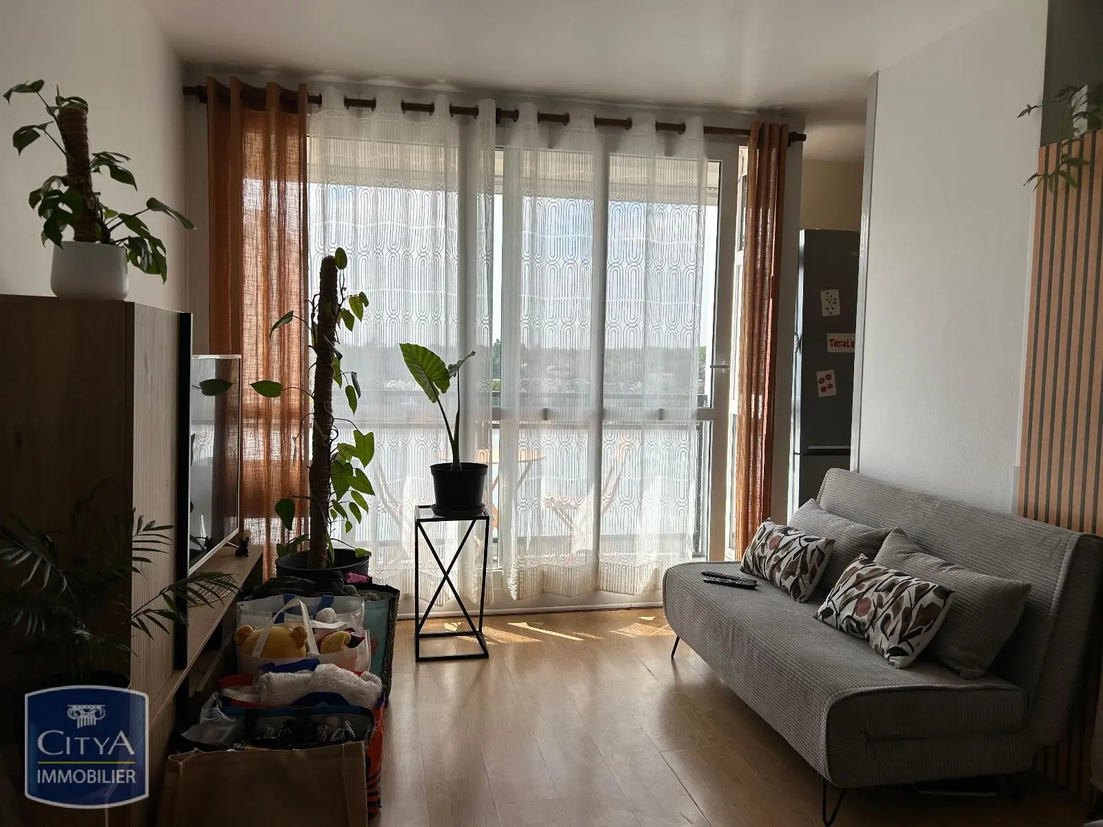 Photo 1 Appartement 1 pièce 28m²