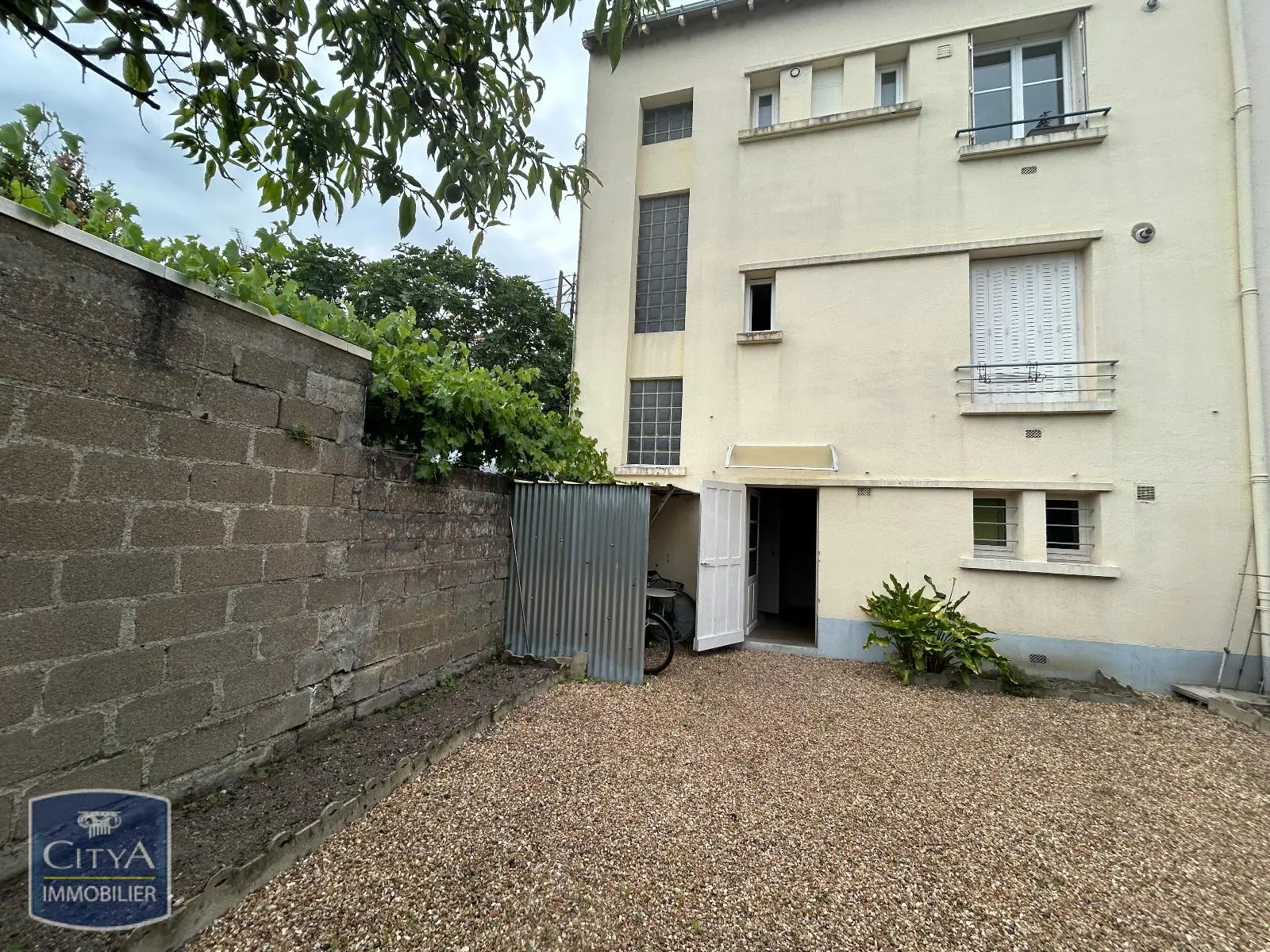 Photo 4 Immeuble 155m²