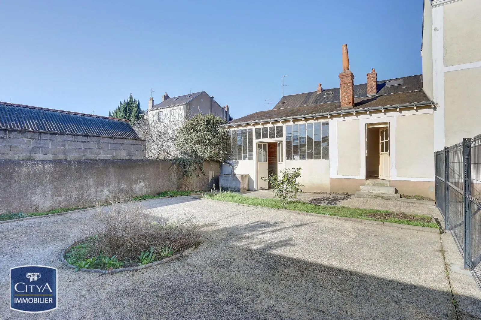 Photo 0 maison Tours