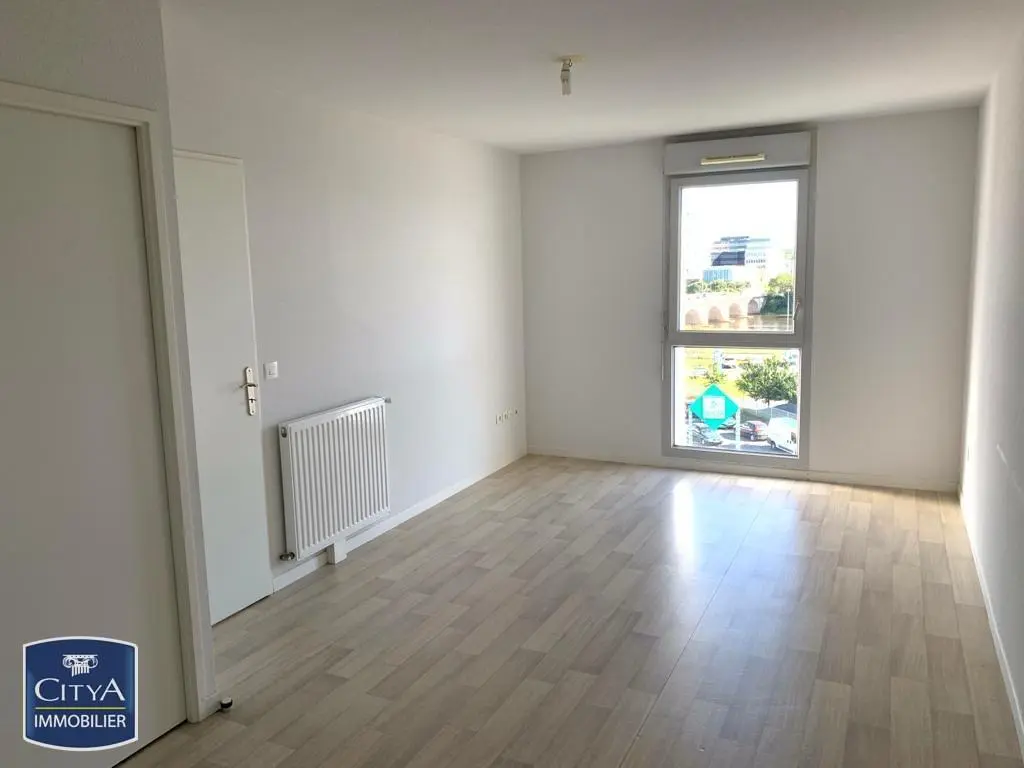 Photo 1 Appartement 2 pièces 39.79m²