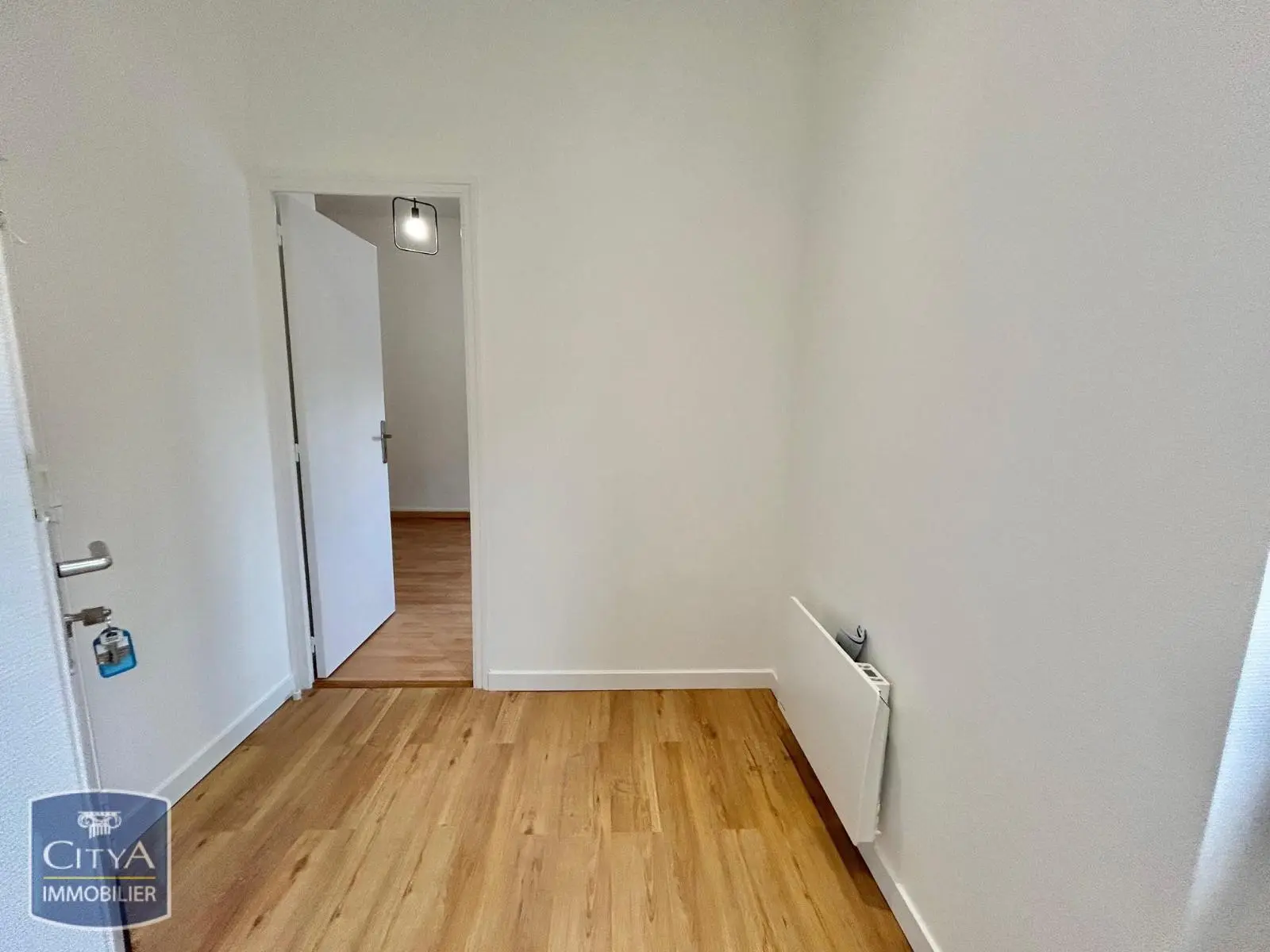 Photo 2 Appartement 1 pièce 21.63m²