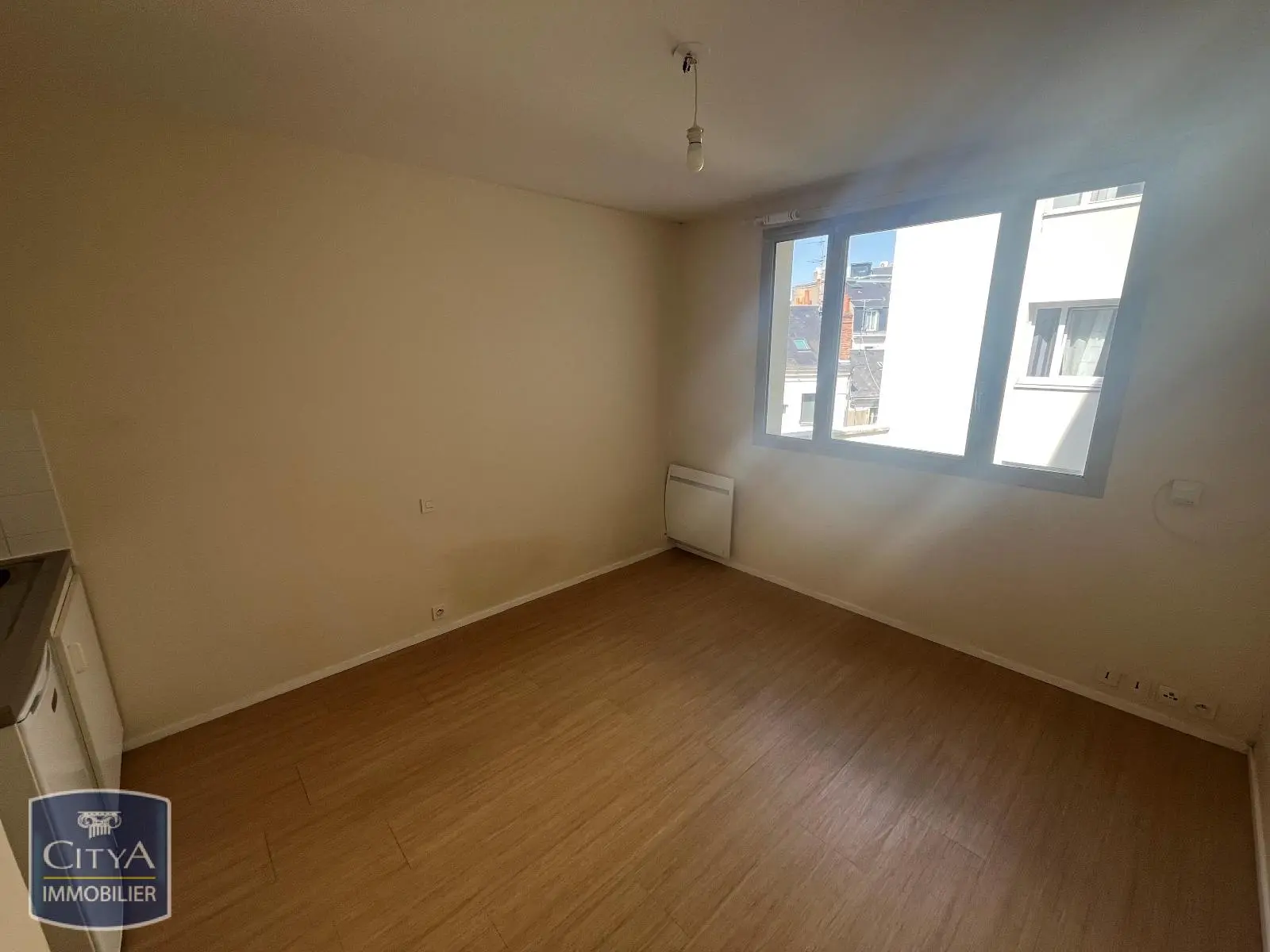 Photo 2 Appartement 1 pièce 17.37m²