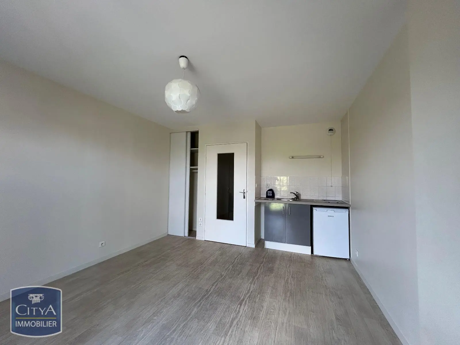 Photo 4 Appartement 1 pièce 22.39m²