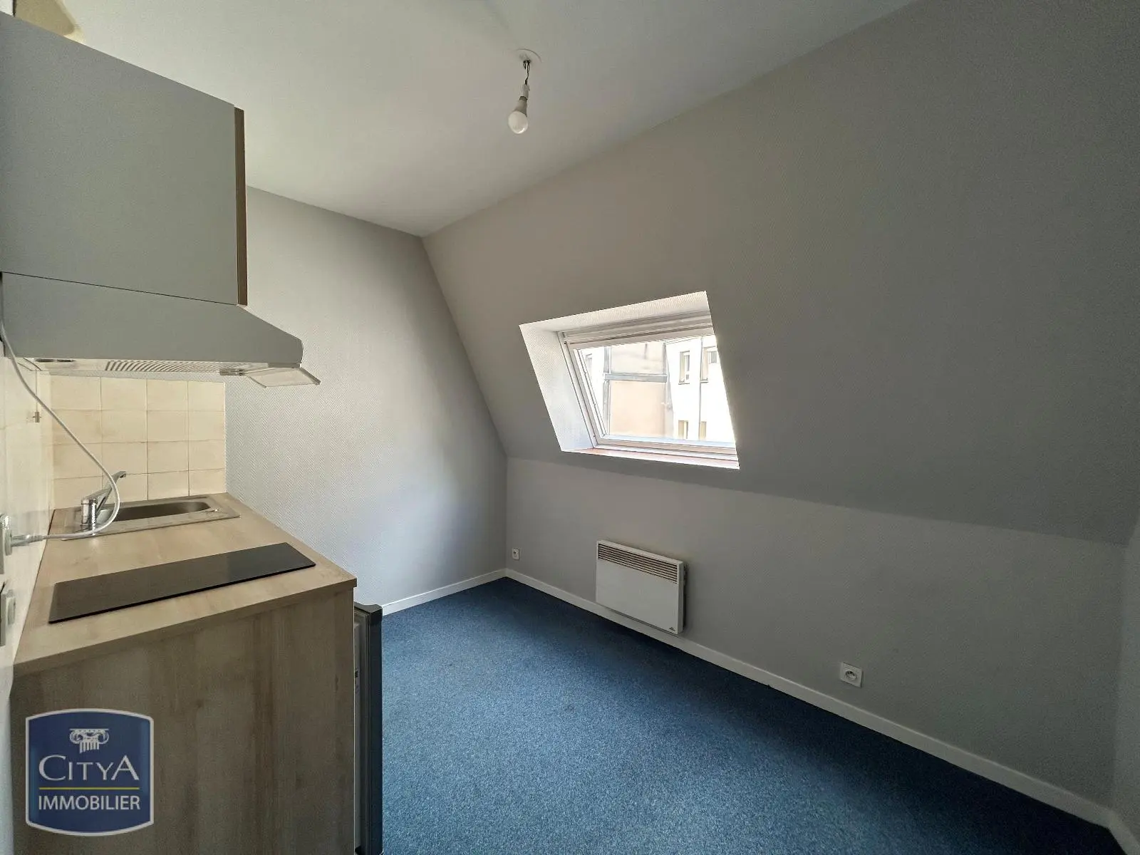 Photo 2 Appartement 1 pièce 12.13m²
