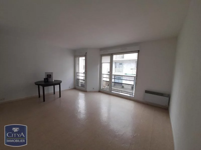 Photo Appartement 1 pièce 33.66m²