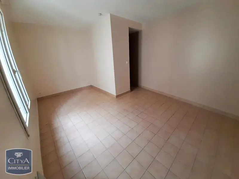 Photo 3 Appartement 1 pièce 22.89m²