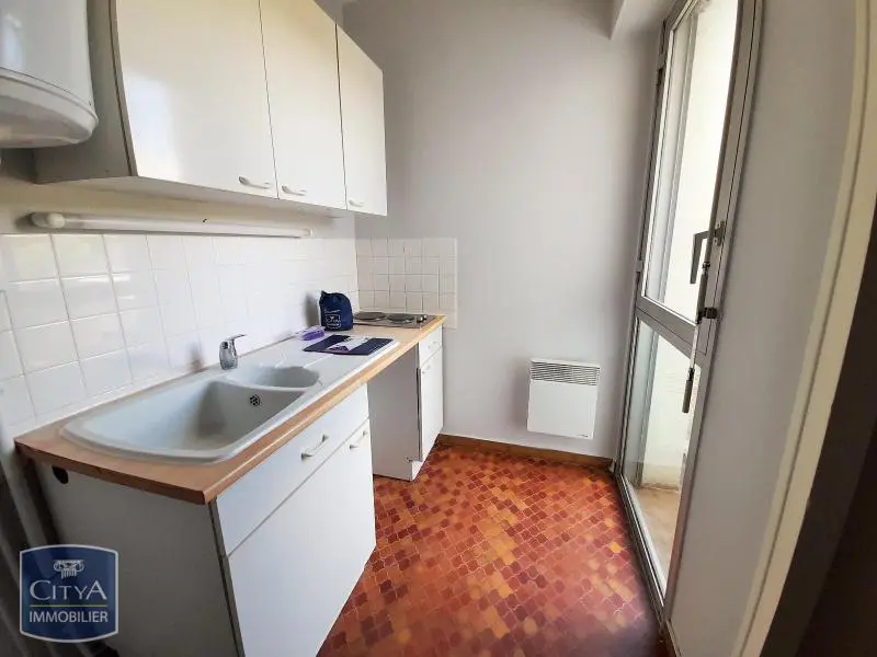 Photo 1 Appartement 1 pièce 25.59m²