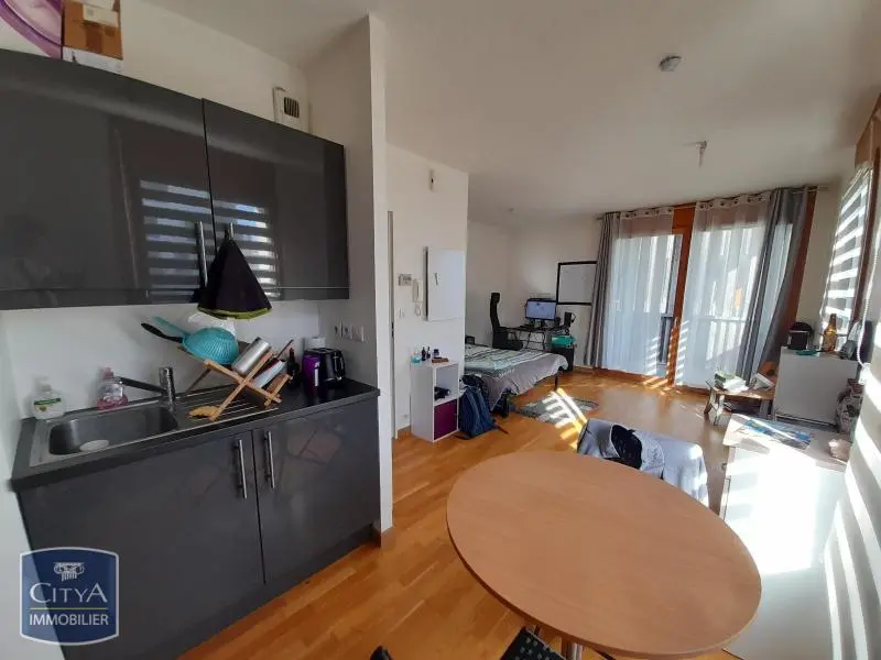 Photo 1 Appartement 1 pièce 30.1m²