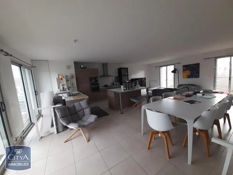 Photo 1 Appartement 4 pièces 108.15m²