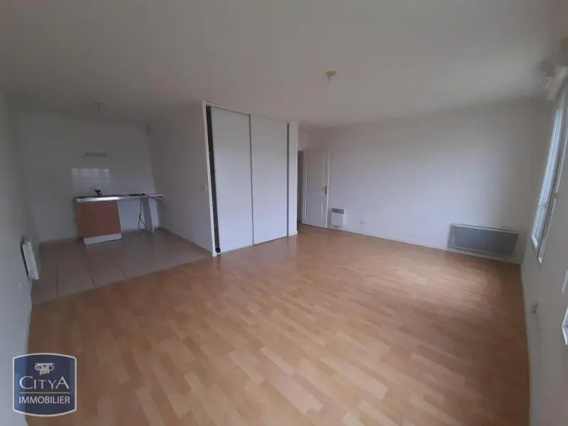 Photo 1 Appartement 1 pièce 35.39m²
