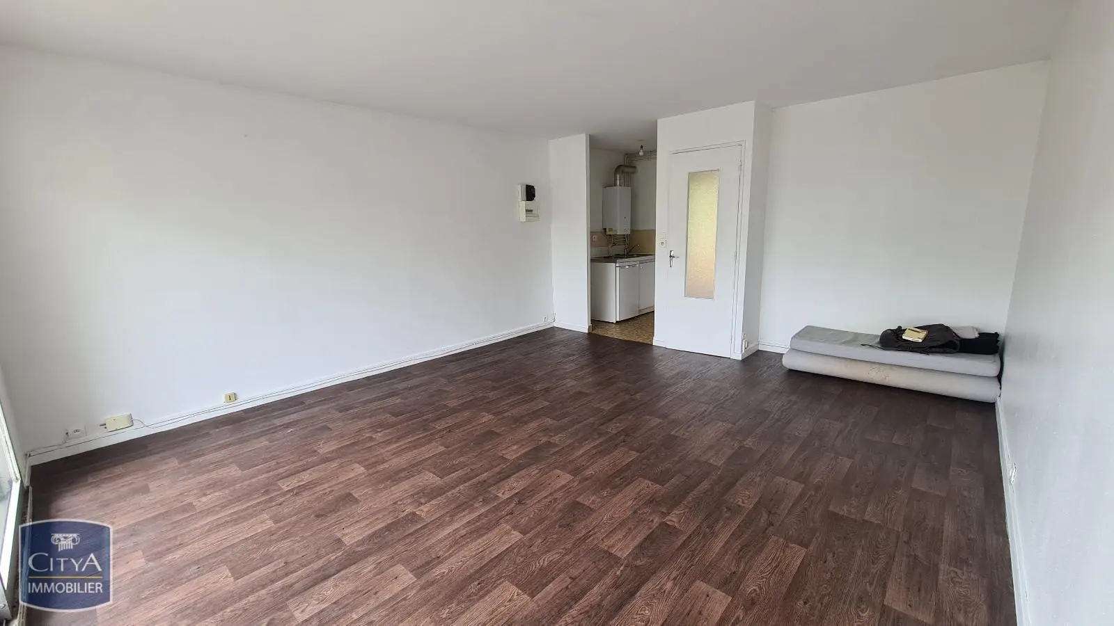 Photo 2 Appartement 1 pièce 30.93m²