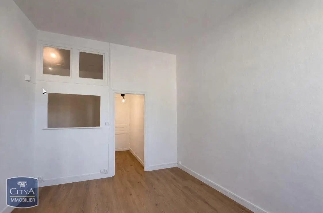 Photo 2 Appartement 2 pièces 37.6m²