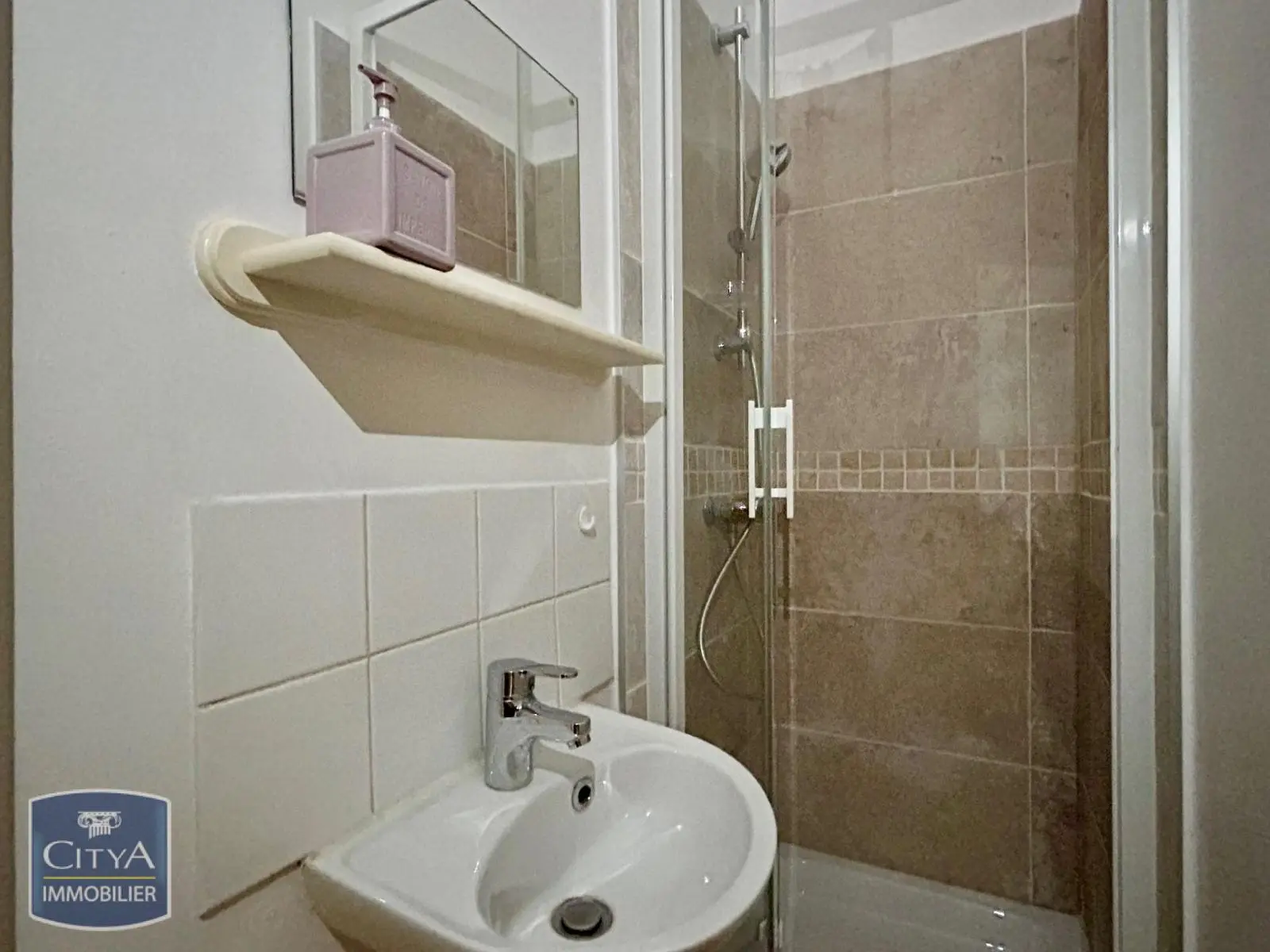Photo 7 Appartement 1 pièce 18m²