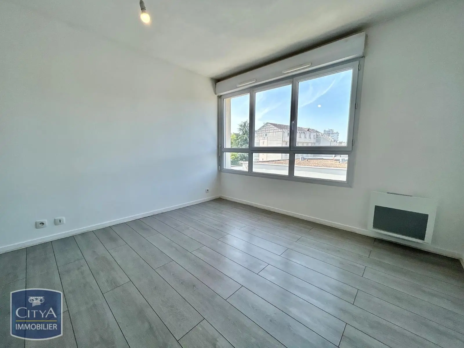 Photo 3 Appartement 1 pièce 27.56m²
