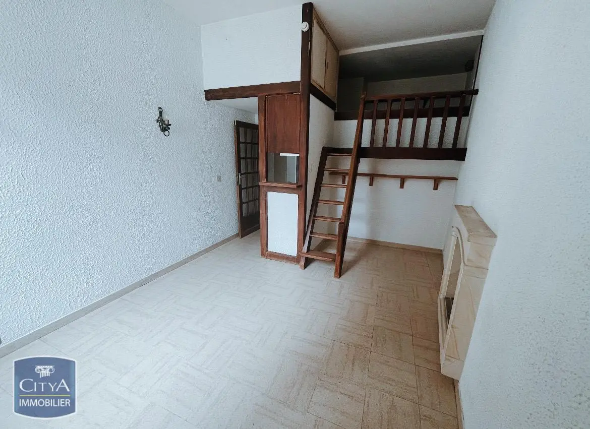 Photo 3 Appartement 1 pièce 16.16m²
