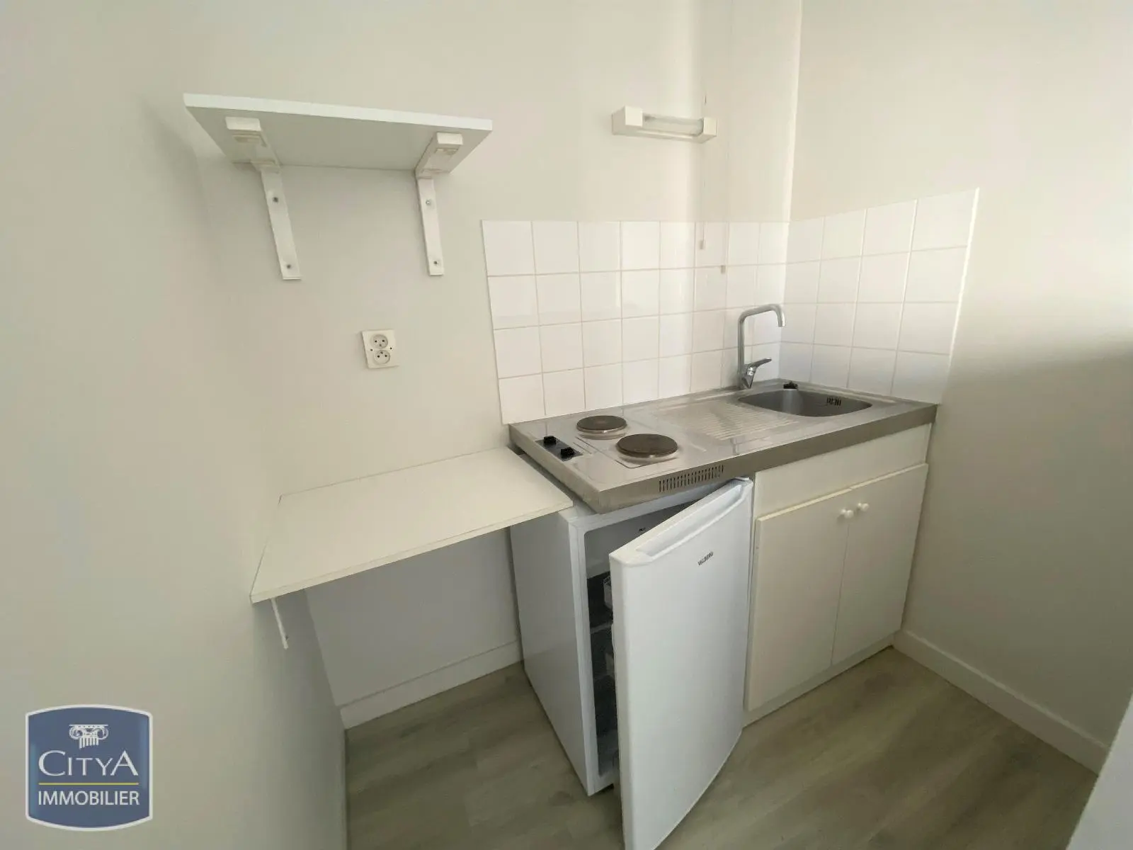 Photo 2 Appartement 1 pièce 20.65m²