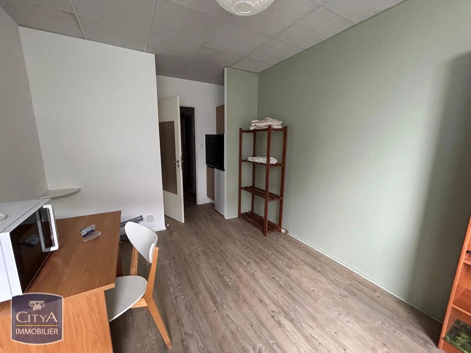 Photo 2 Appartement 1 pièce 19.69m²