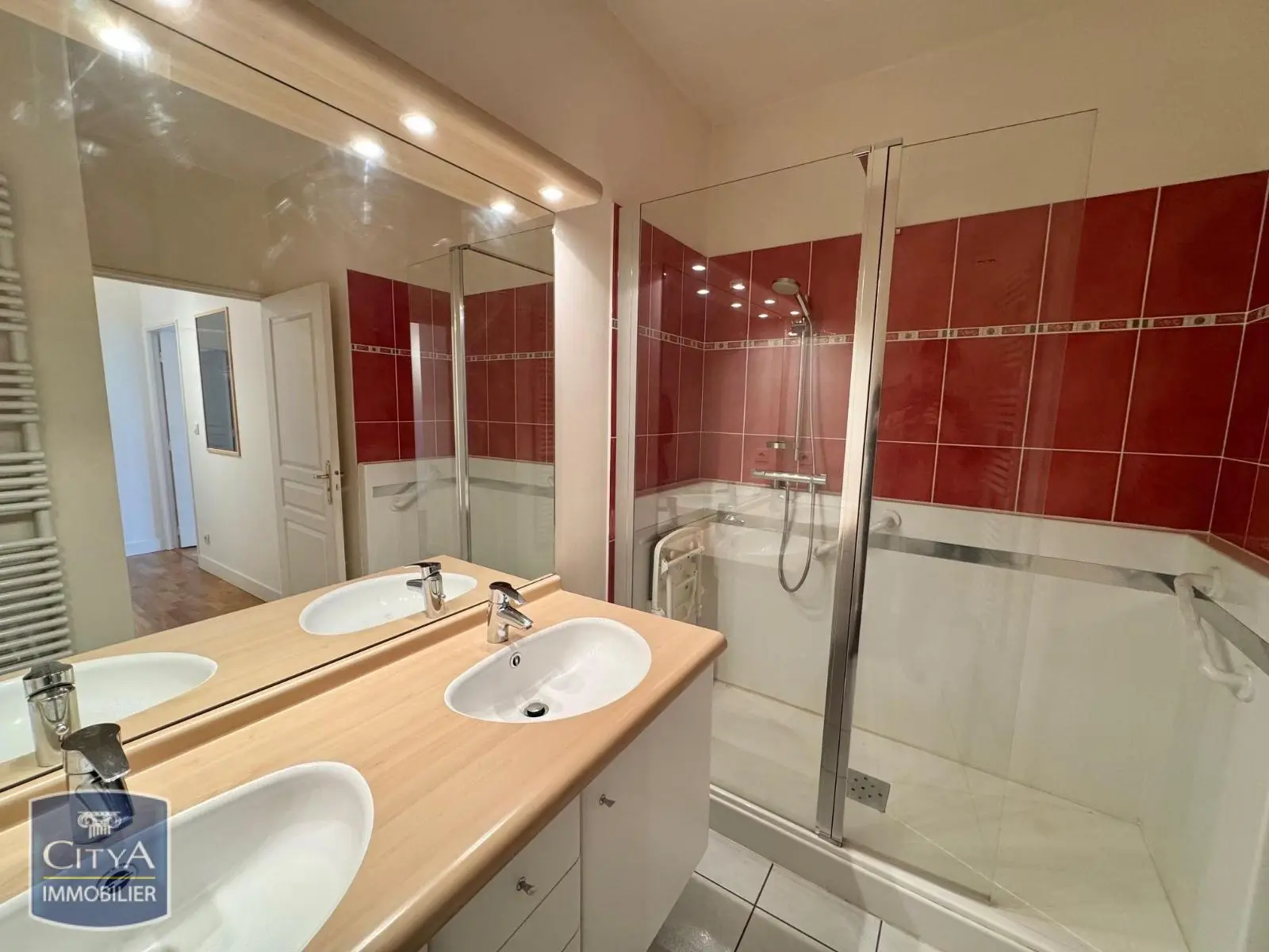 Photo 11 Appartement 5 pièces 125m²