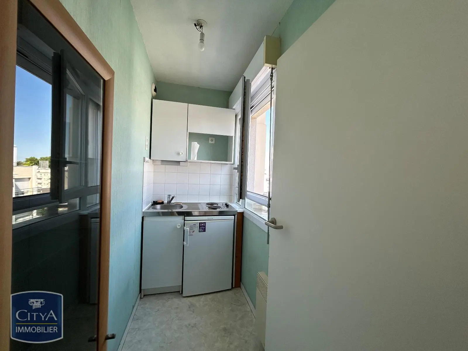 Photo 2 Appartement 1 pièce 19.88m²