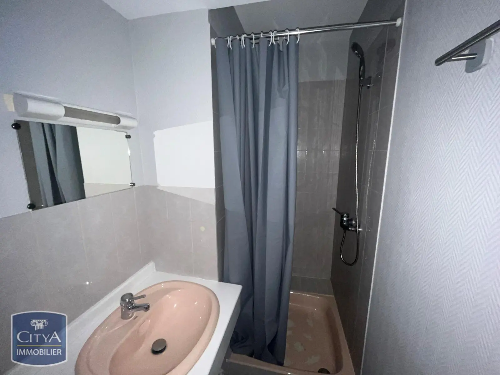 Photo 3 Appartement 1 pièce 12.13m²