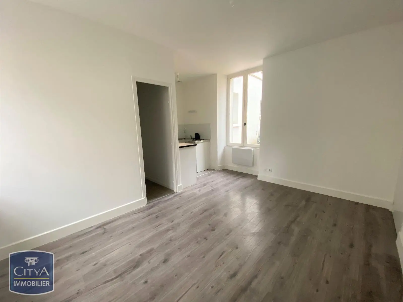 Photo 2 Appartement 1 pièce 20.4m²