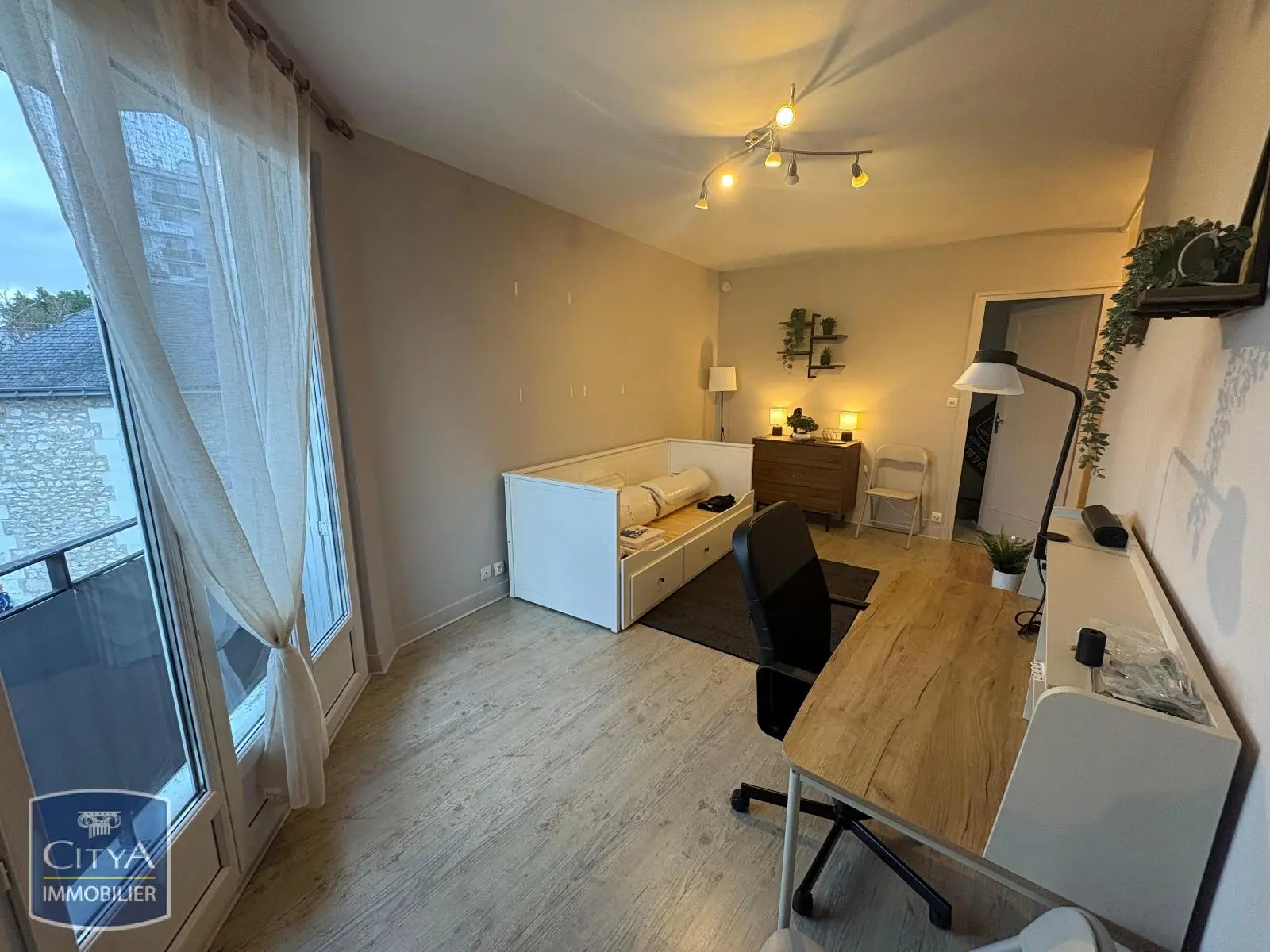 Photo 2 Appartement 1 pièce 27.55m²