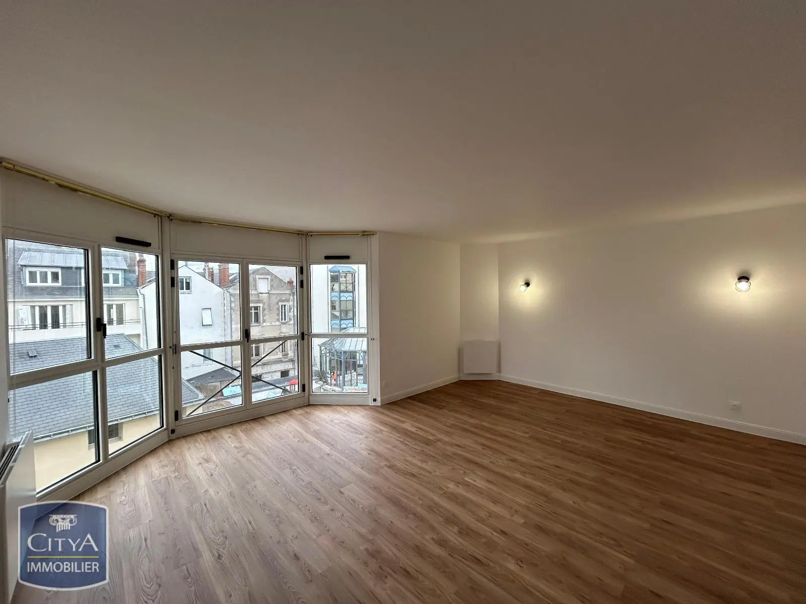 Photo 1 Appartement 4 pièces 110m²