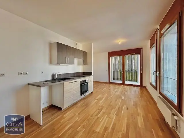 Photo 1 Appartement 1 pièce 32.8m²