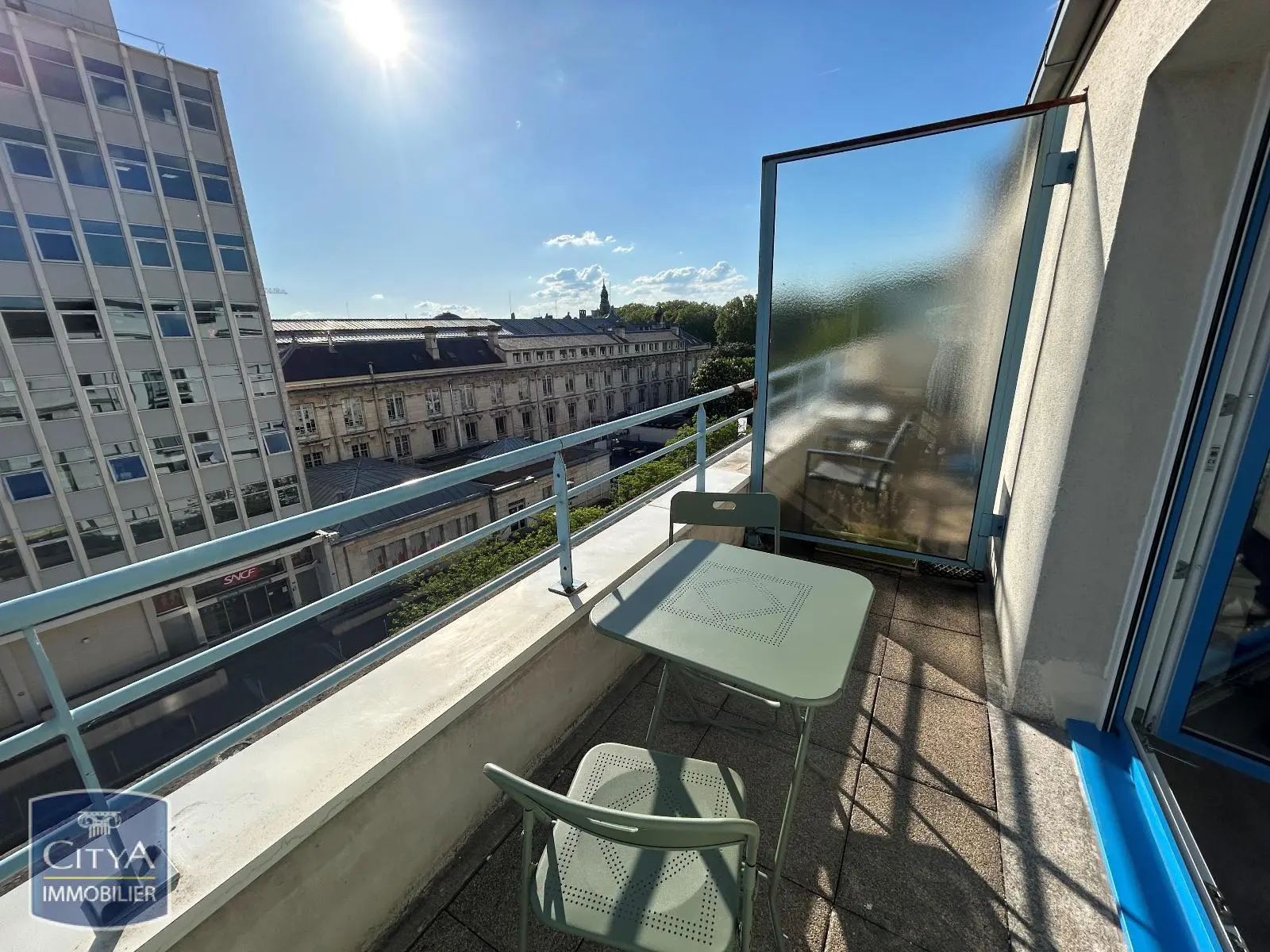 Photo 1 Appartement 1 pièce 18.35m²