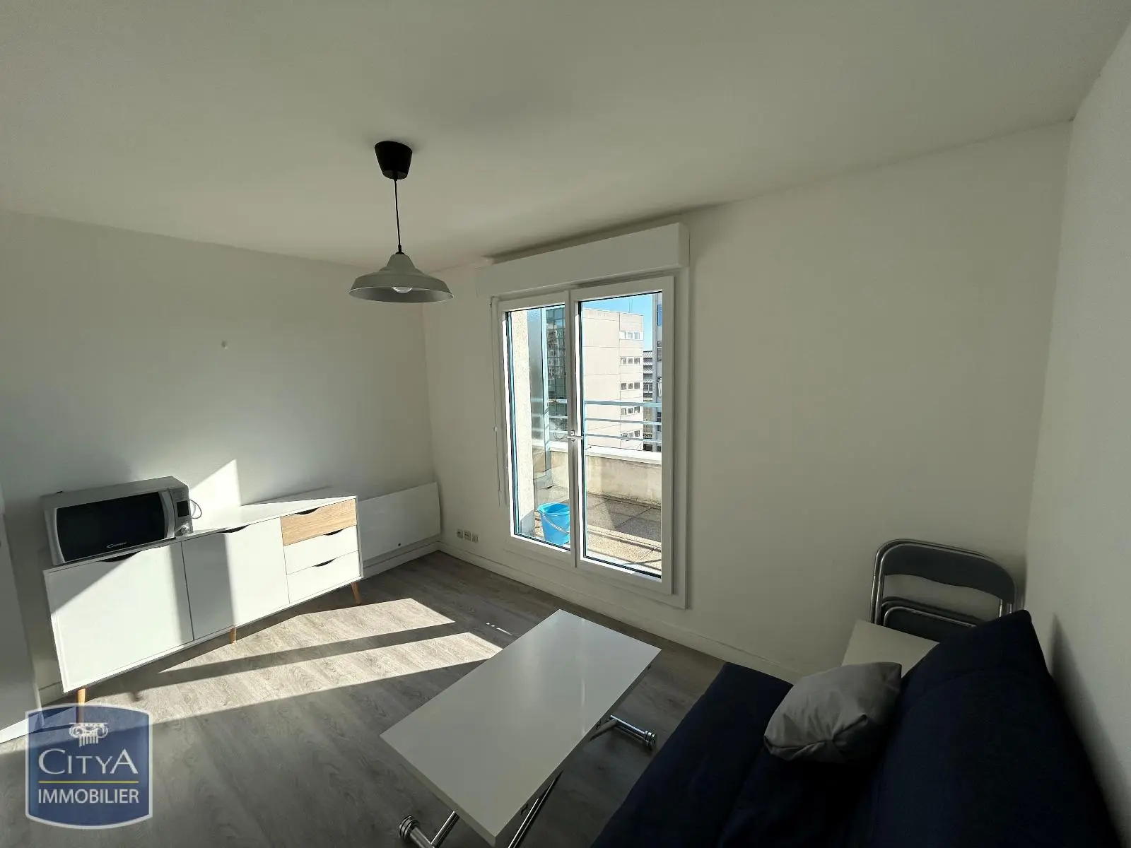 Photo 2 Appartement 1 pièce 18.35m²