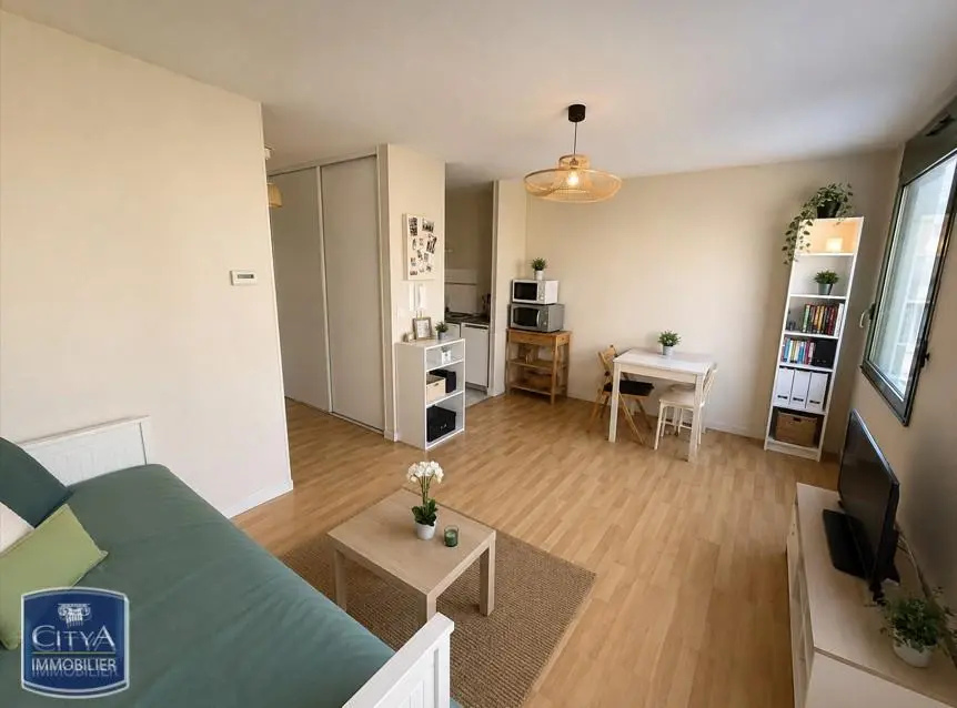 Photo 1 Appartement 1 pièce 26.22m²