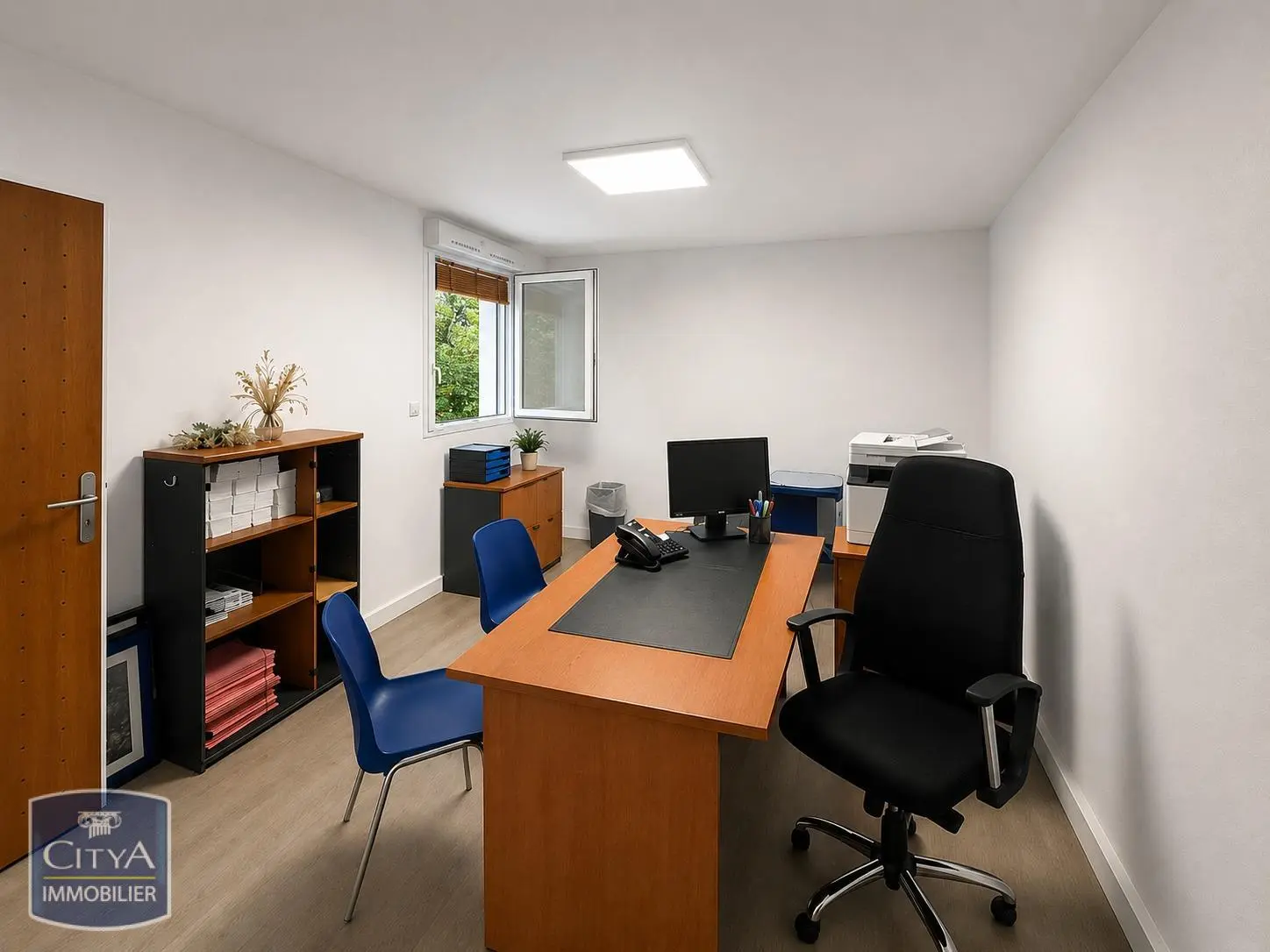 Photo 3 Local Professionnel 1 pièce 18.71m²