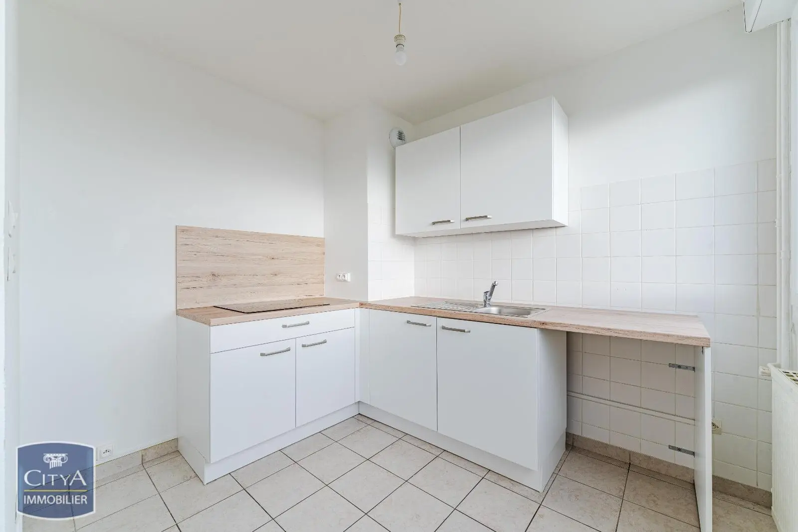 Photo 1 Appartement 1 pièce 25.6m²