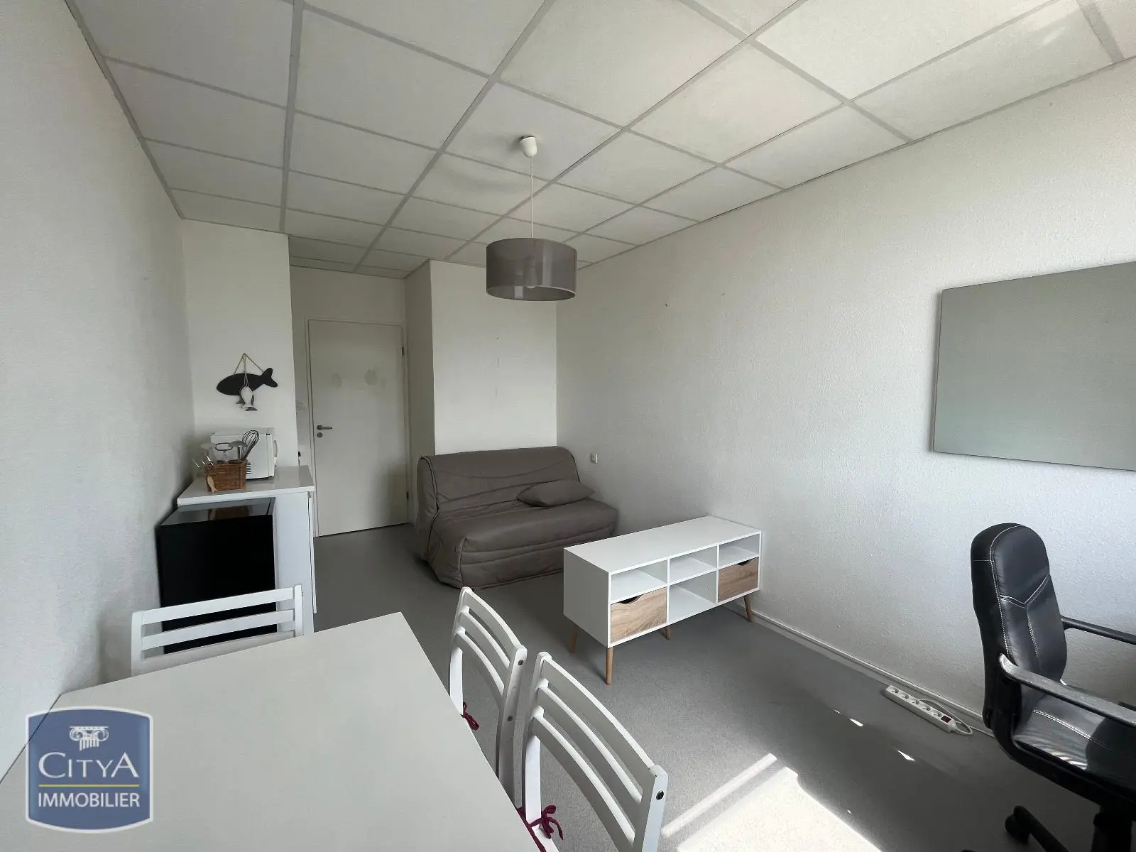 Photo 1 Appartement 1 pièce 21m²