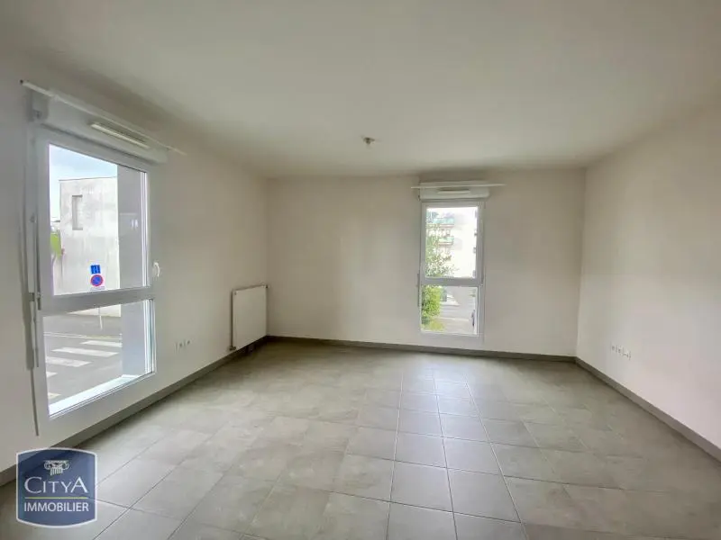 Photo 1 Appartement 1 pièce 28.41m²