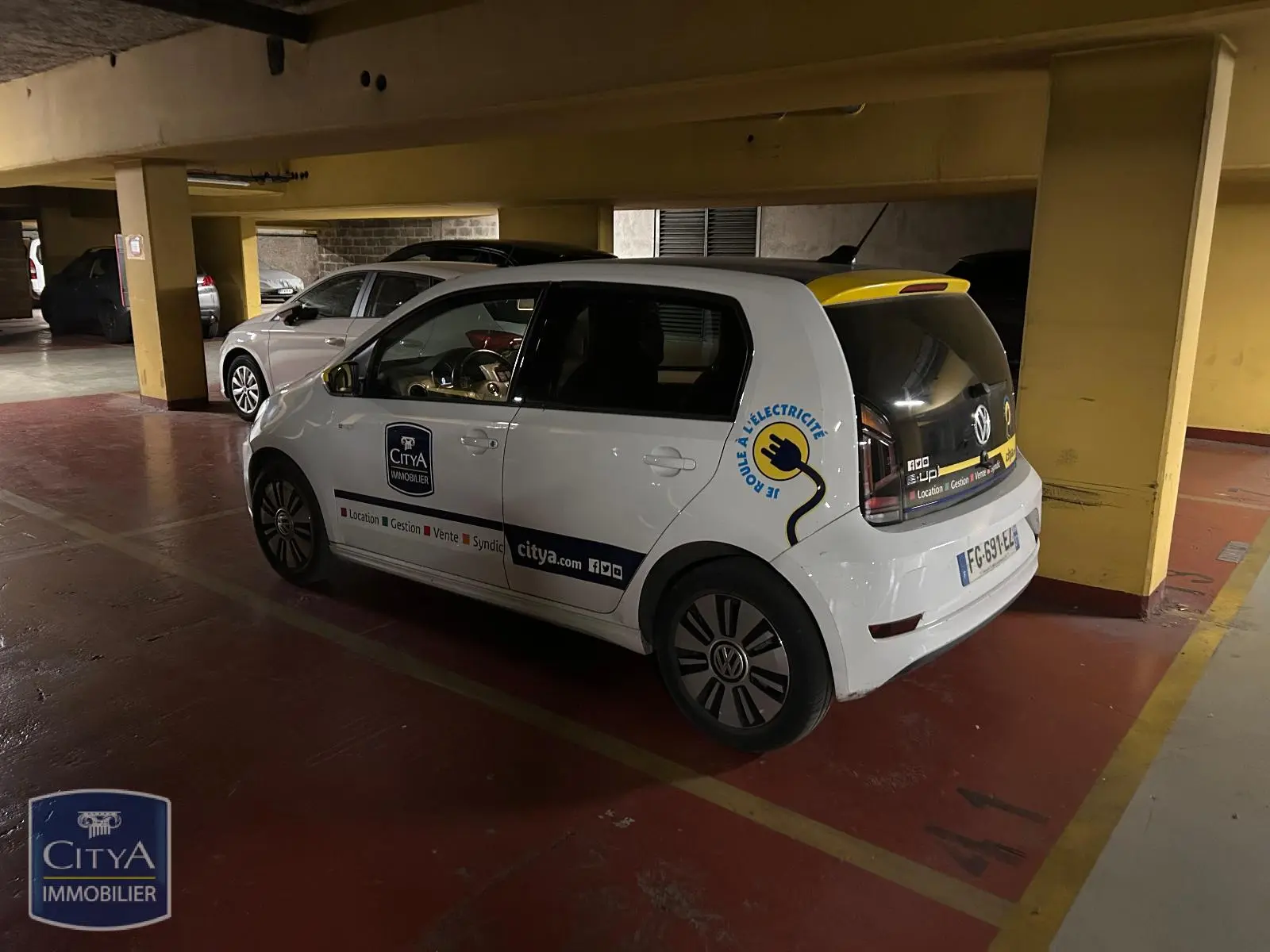 Photo 1 parking Tours