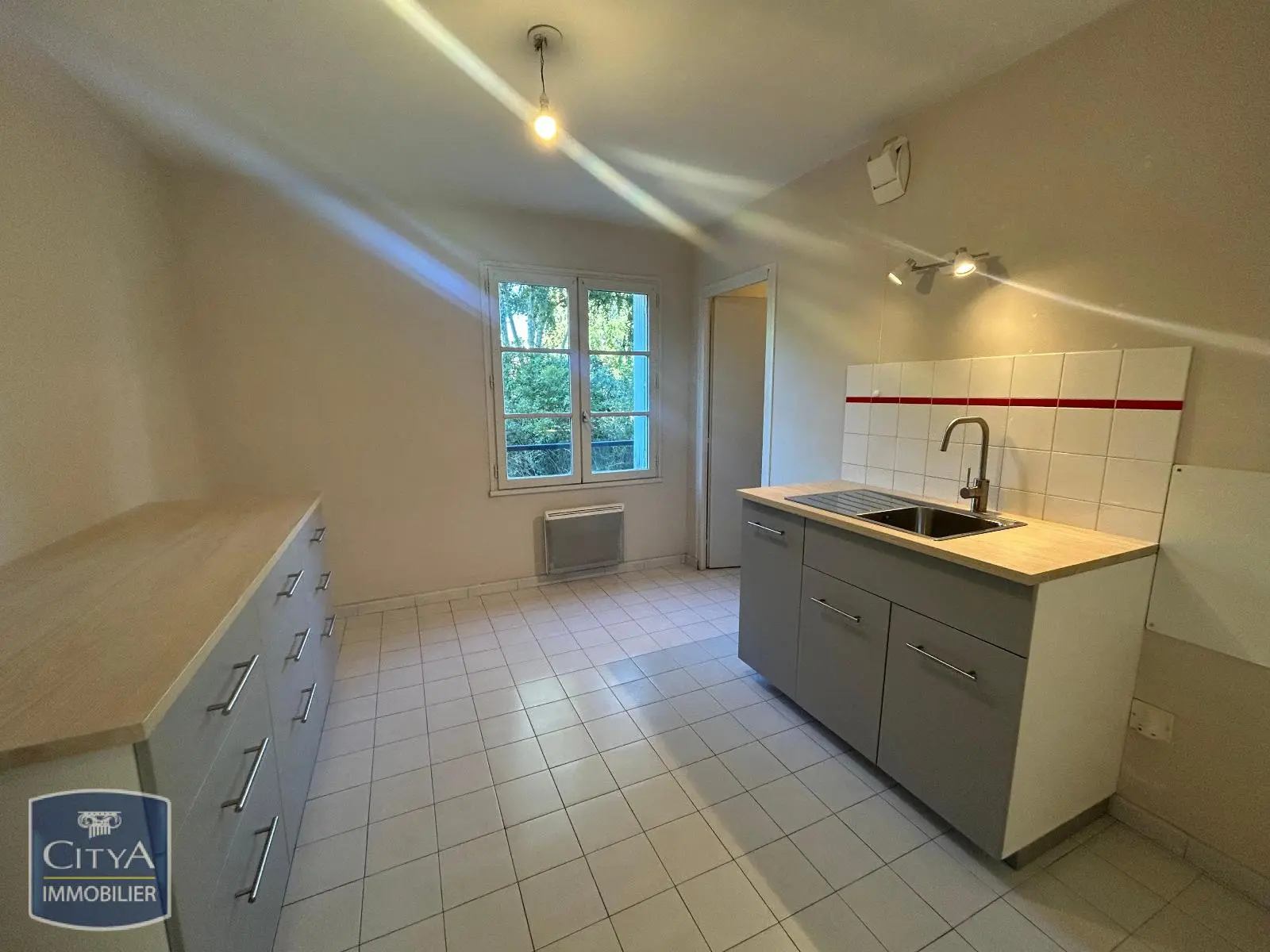 Appartement 2 pièces 53 m² · à Tours · 52,7 m² · 611 €/mois