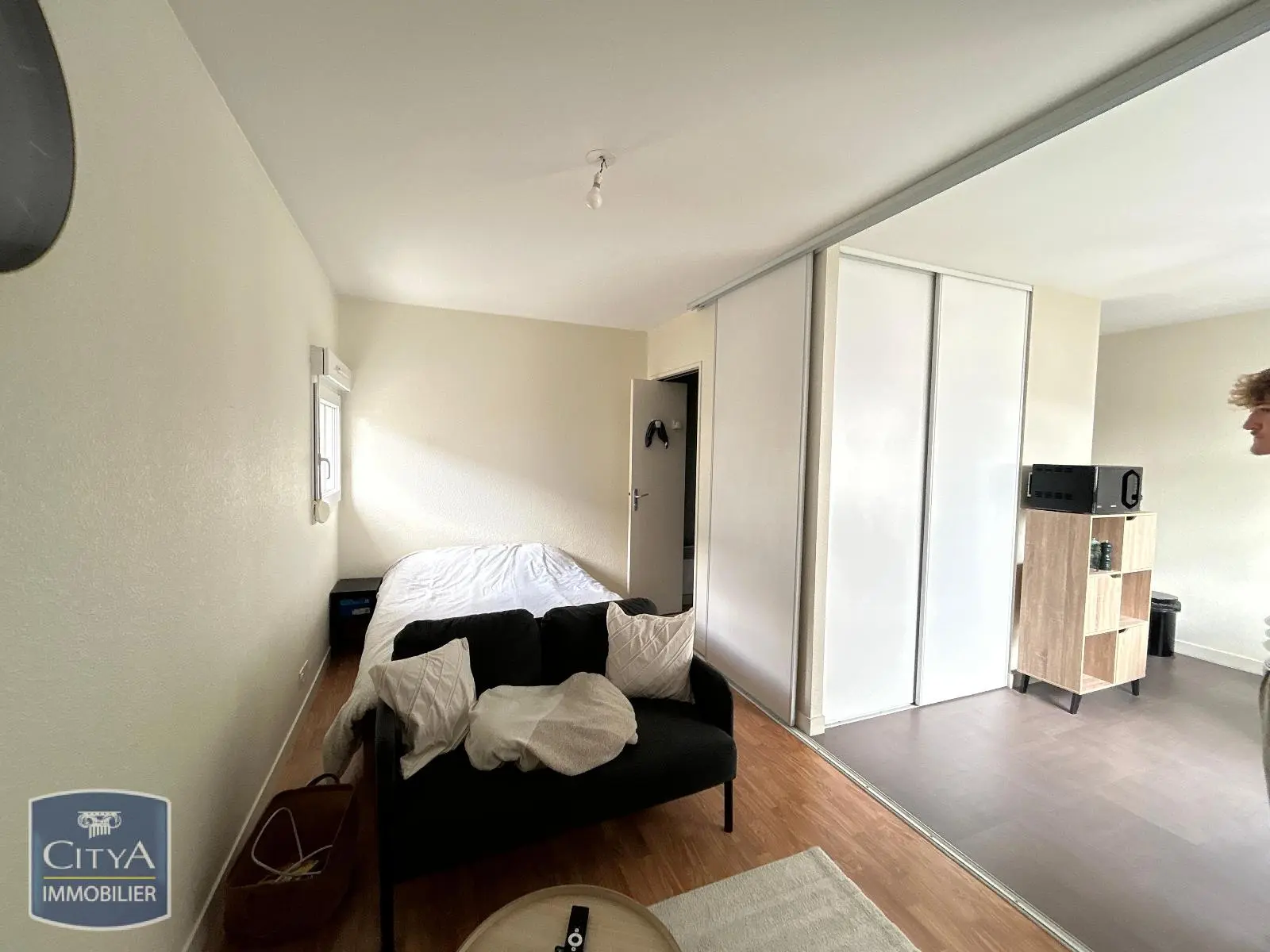 Photo 1 Appartement 1 pièce 26.6m²