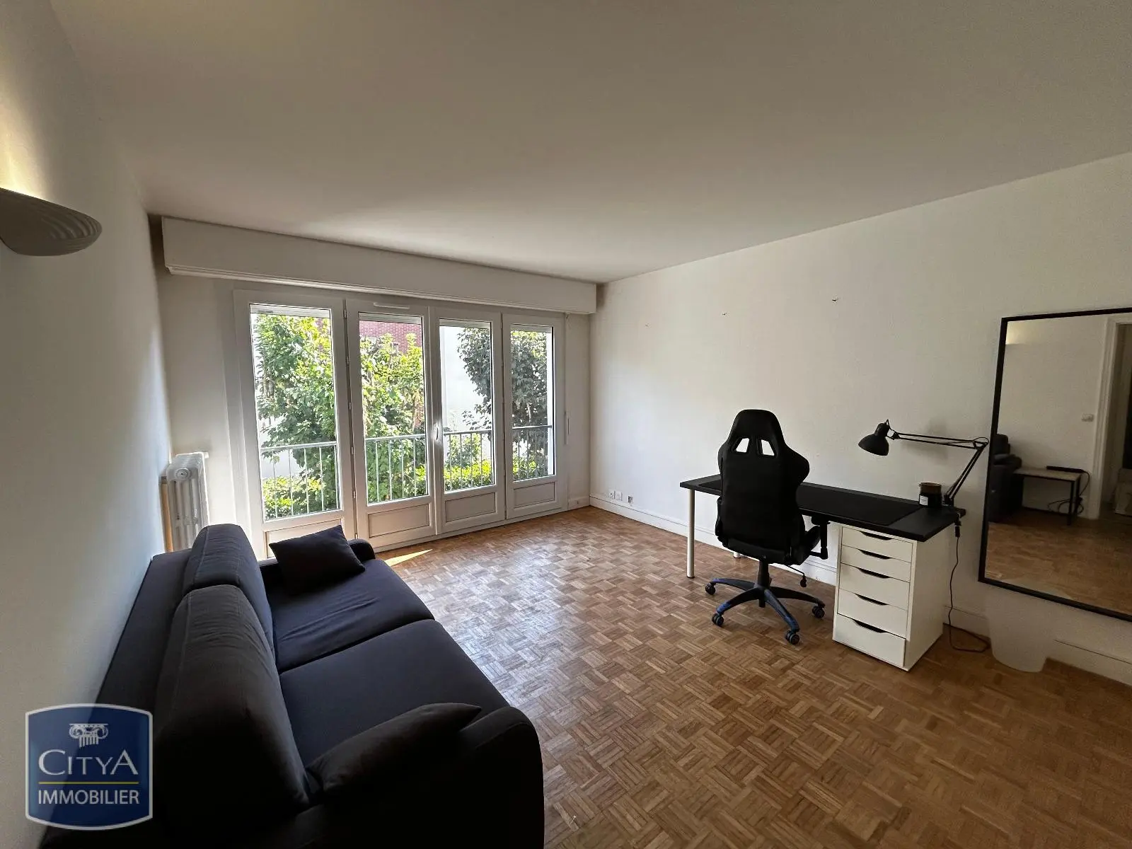 Photo 1 Appartement 1 pièce 36.73m²