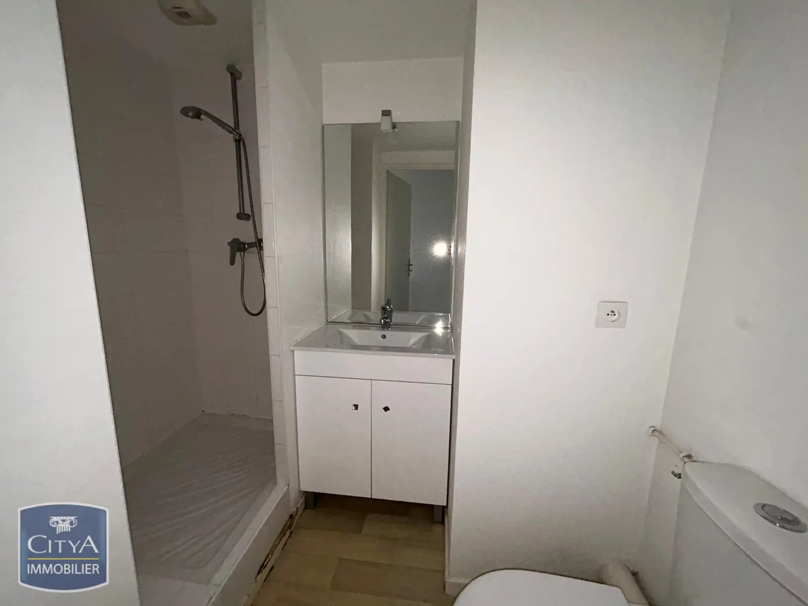 Photo 3 Appartement 1 pièce 19.54m²