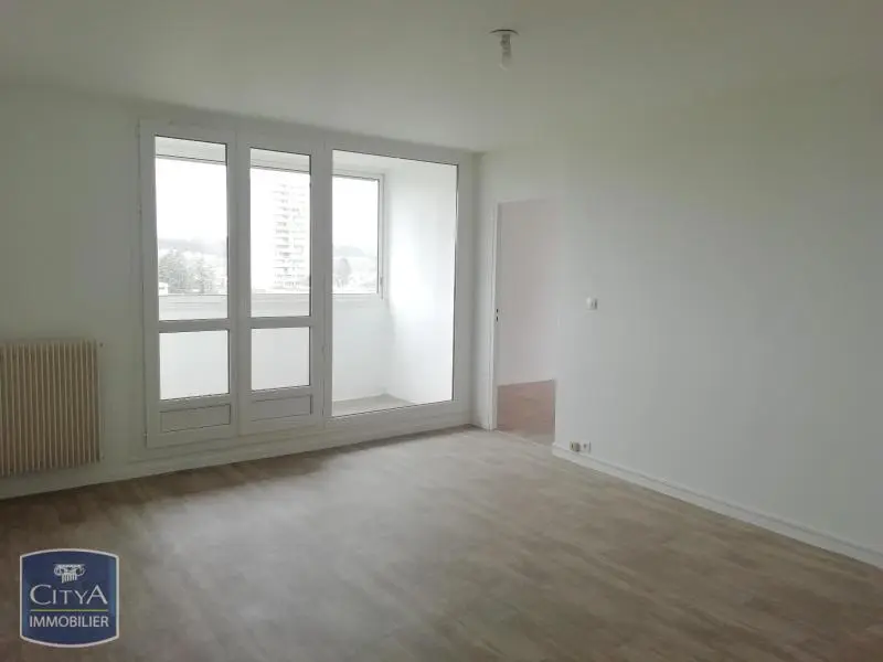 Photo 2 Appartement 4 pièces 82.78m²