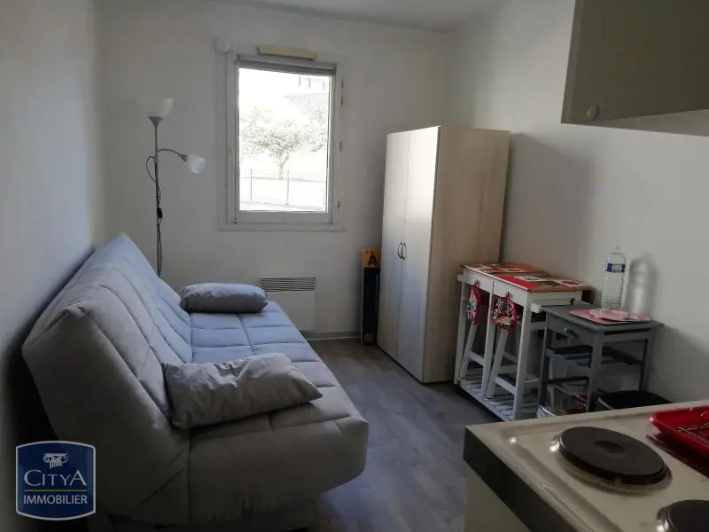 Photo 1 Appartement 1 pièce 13.1m²
