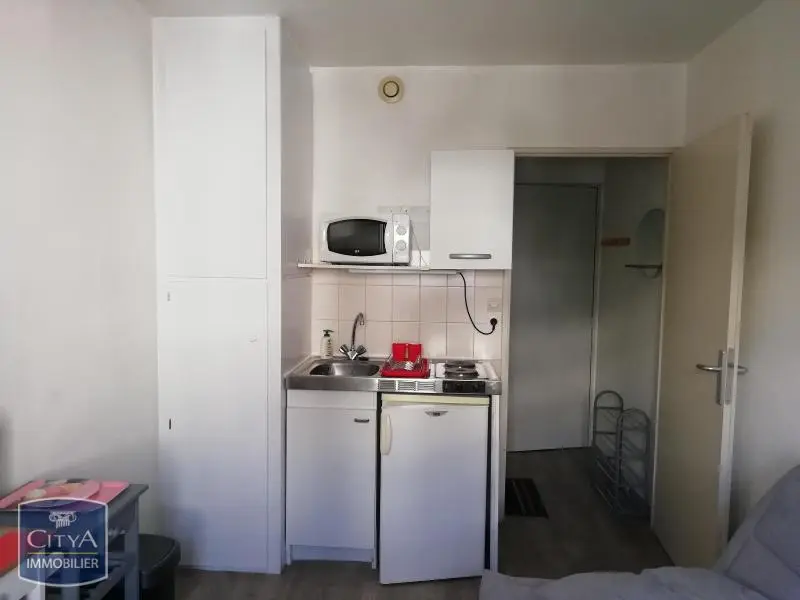 Photo 2 Appartement 1 pièce 13.1m²