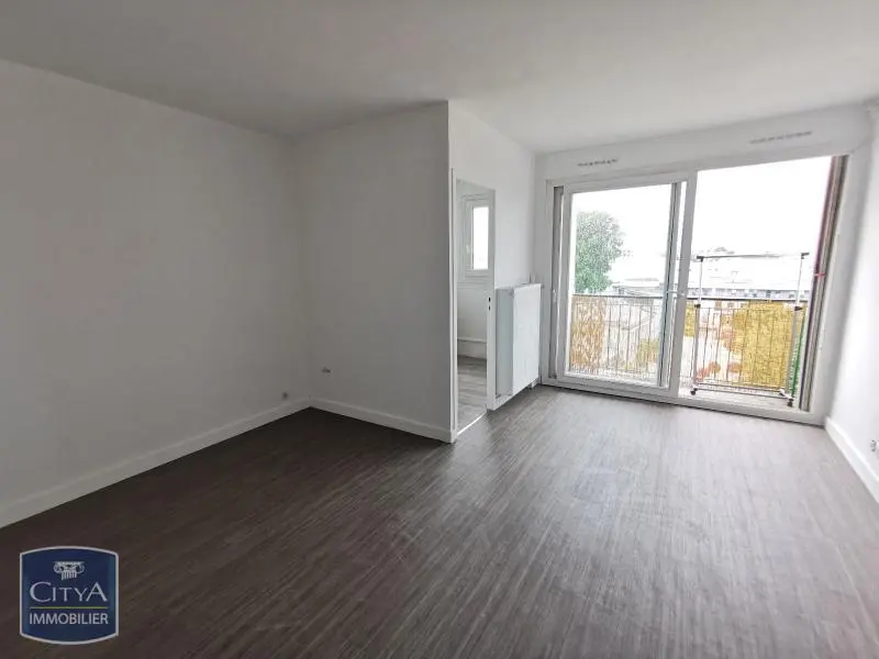 Photo 1 Appartement 1 pièce 22m²