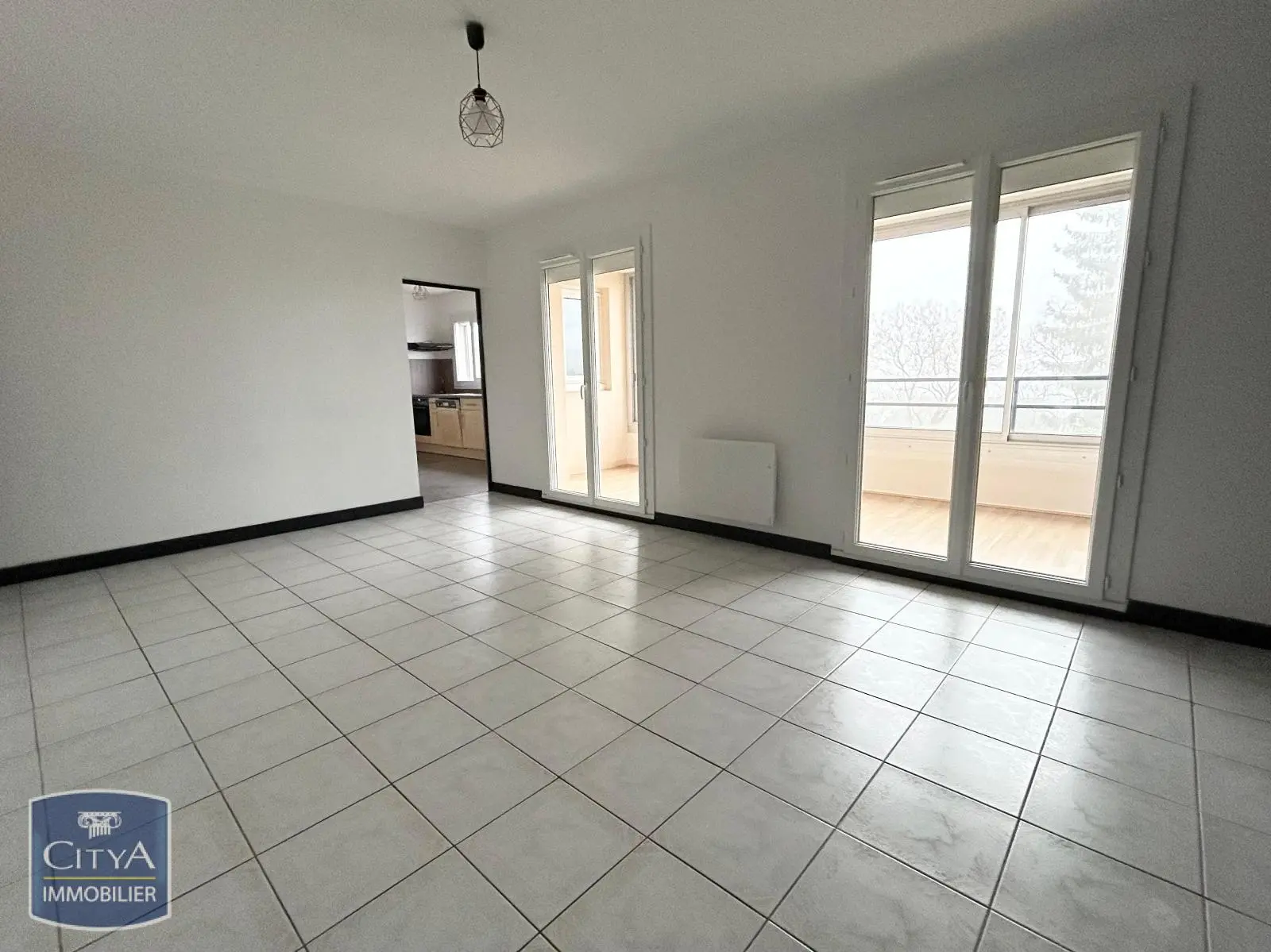 Photo 2 Appartement 4 pièces 97.16m²