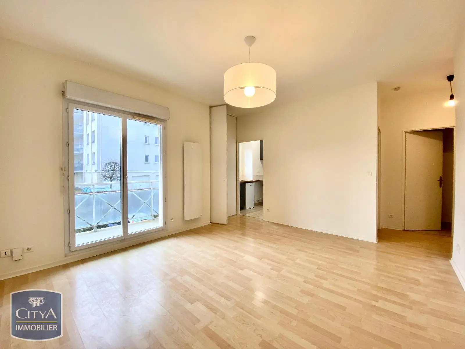 Photo 1 Appartement 1 pièce 29.7m²