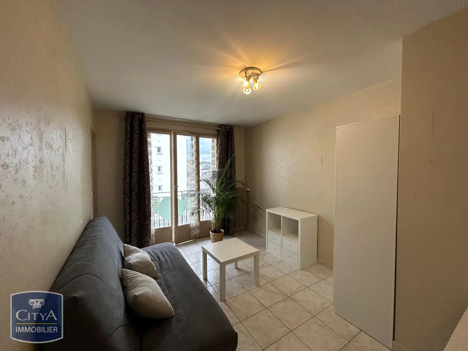 Photo 3 Appartement 1 pièce 17.64m²