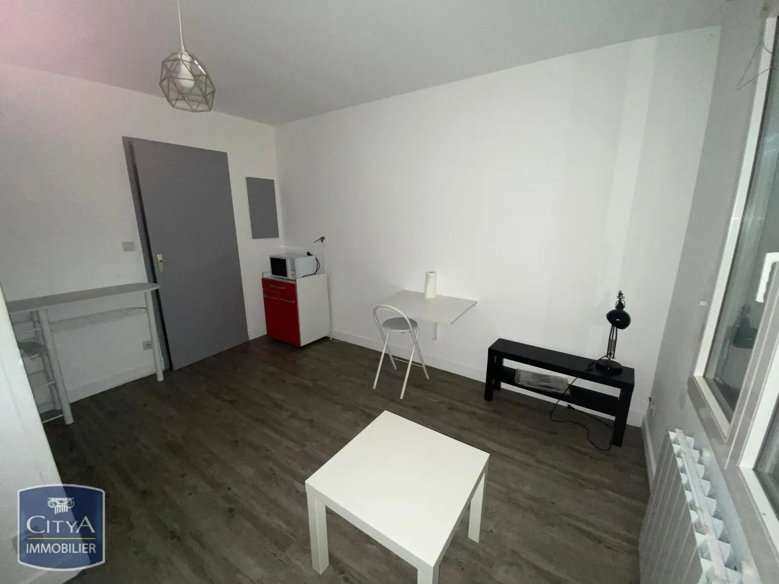 Photo 2 Appartement 1 pièce 19.6m²